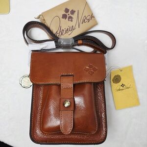 Patricia Nash Lari Crossbody Bag Vintage Vegetable Tanned Leather